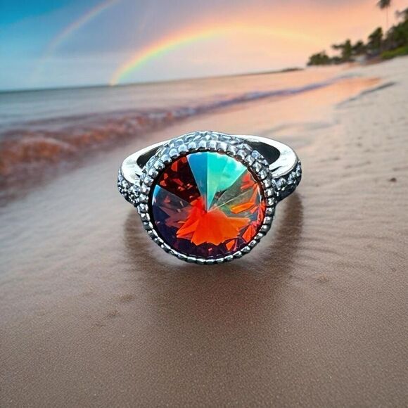 Handcrafted sparkly ring made with Swarovski crystal adjustable fit - Picture 2 of 5